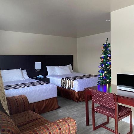 Silver Maple Motel ฮาลีเบอร์ตัน ภายนอก รูปภาพ